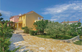 2 Bedroom Lovely Home In Liznjan